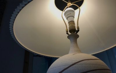 A Self-charging LED bulb that WON’T go out during a power cut: Safelumin